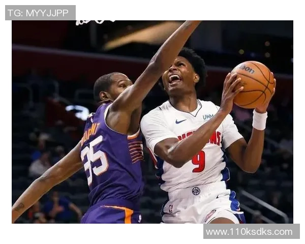 活塞五虎对决勇士传奇赛场重温经典对抗与荣耀的碰撞